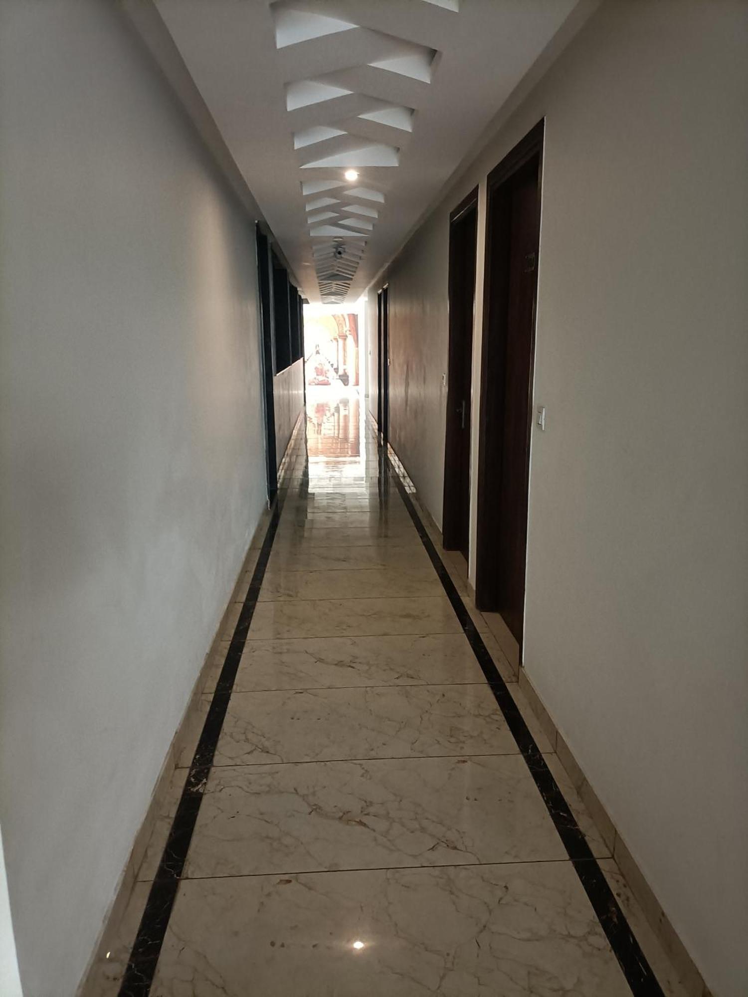 Hotel Grand Aerotech New Delhi Exterior photo