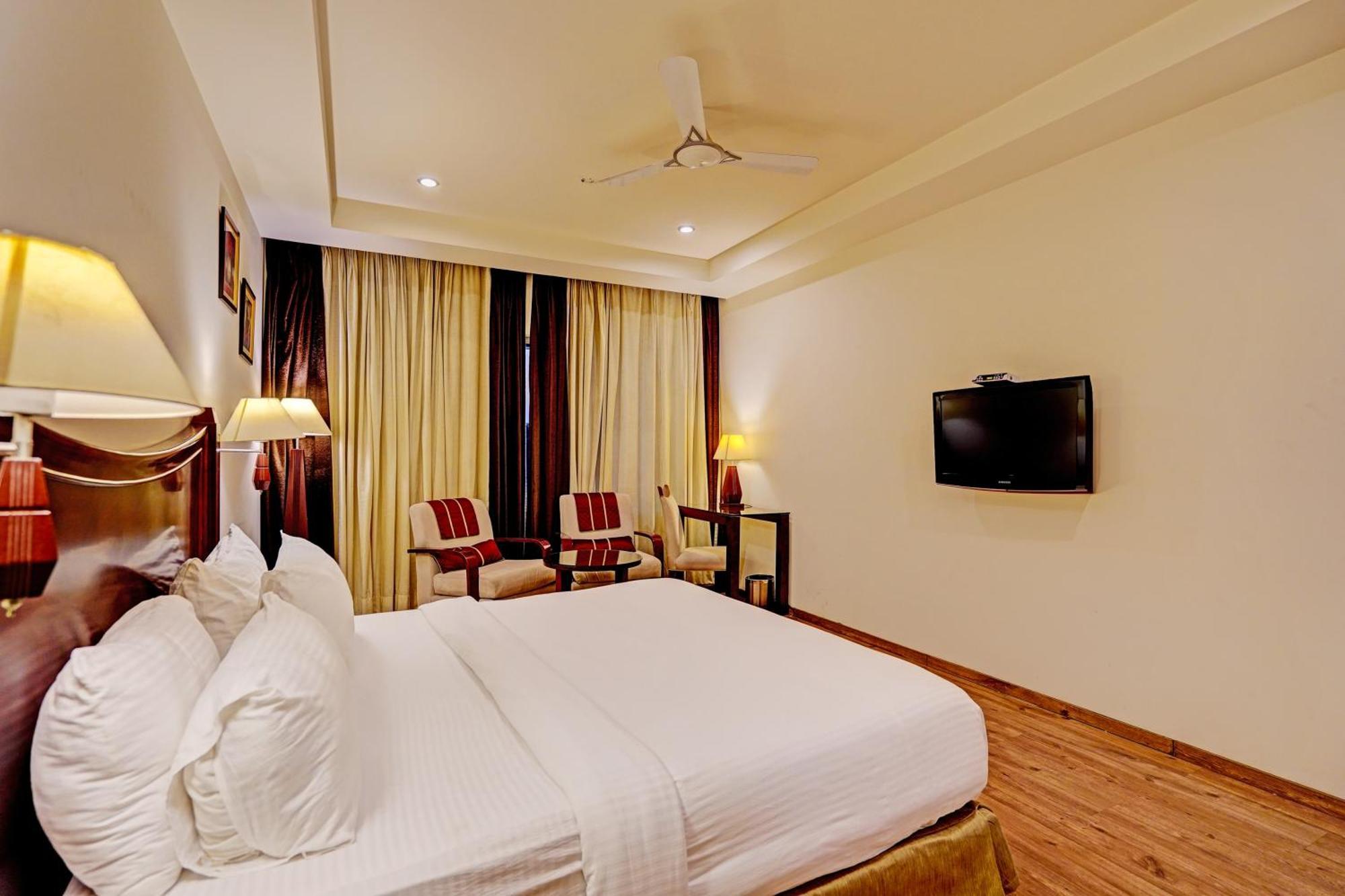 Hotel Grand Aerotech New Delhi Exterior photo
