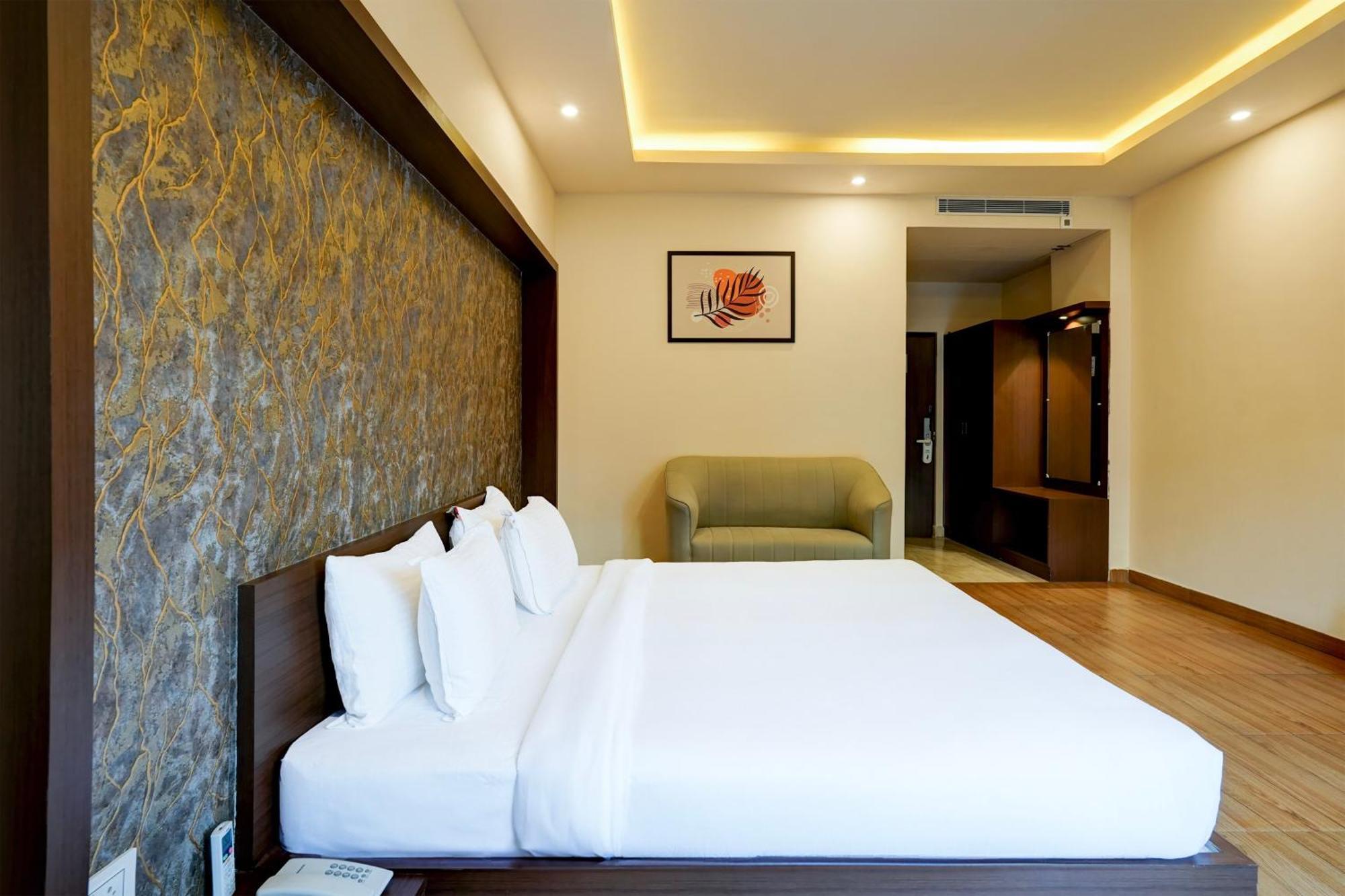 Hotel Grand Aerotech New Delhi Exterior photo